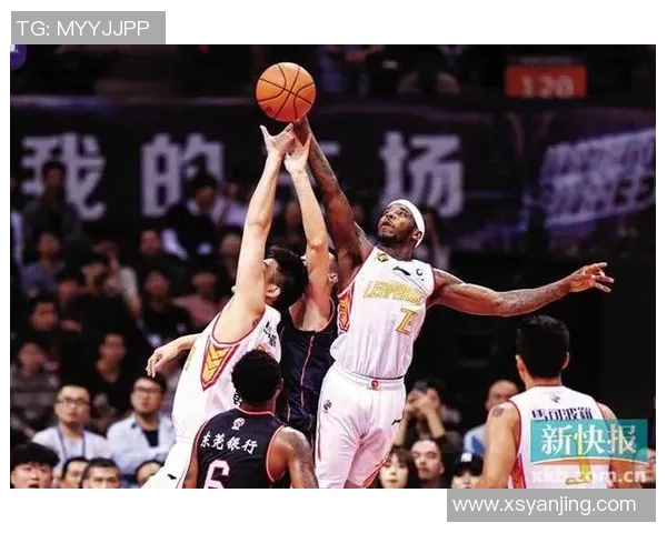 广东华南虎与深圳烈豹首节得分对比分析精彩瞬间回顾